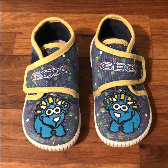 geox dinosaur shoes